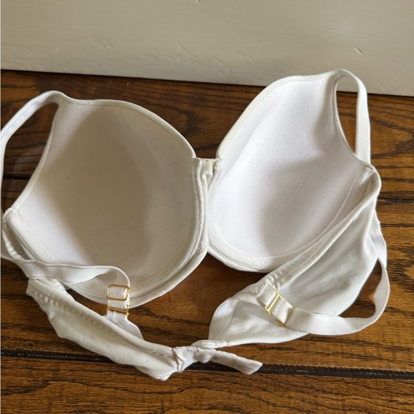 Soma Women’s White Bra Embraceable Full Coverage Size: 36D - Picture 2 of 3